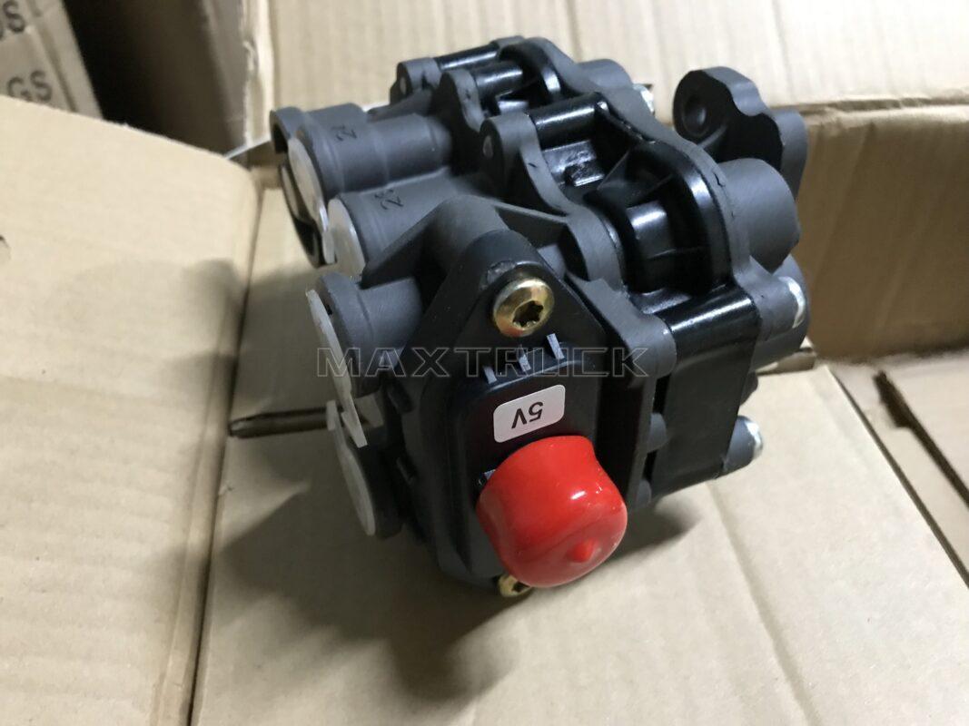 Multi Circuit Protection Valve,Iveco,42566889,Knorr,AE4560