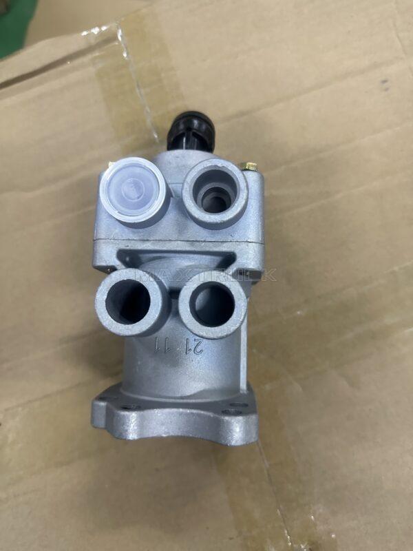 Foot Brake Valve,DAF,1209116,1209116A,209116R,1337184,1337184A,1337184R,KNORR-BREMSE,II36045ATK,MB4694,II14119K,II36045,II14119ES