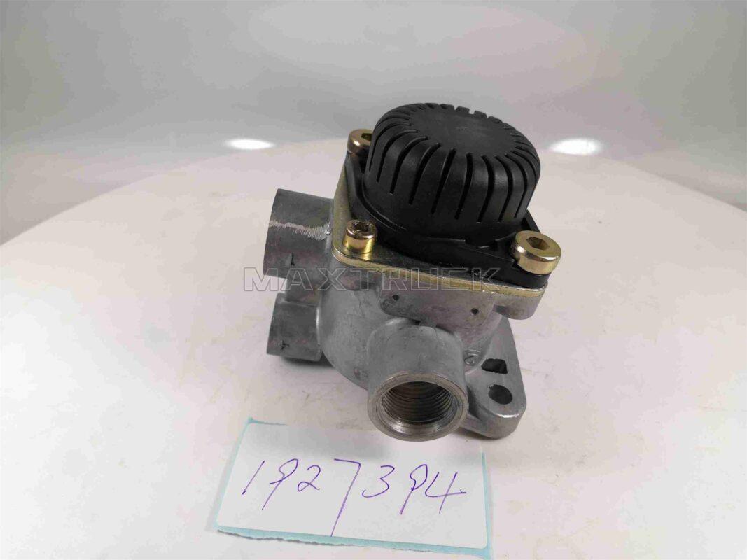 Relay Valve,DAF,1360613,1927394,Renault,5010525137,KNORR-BREMSE,AC577A