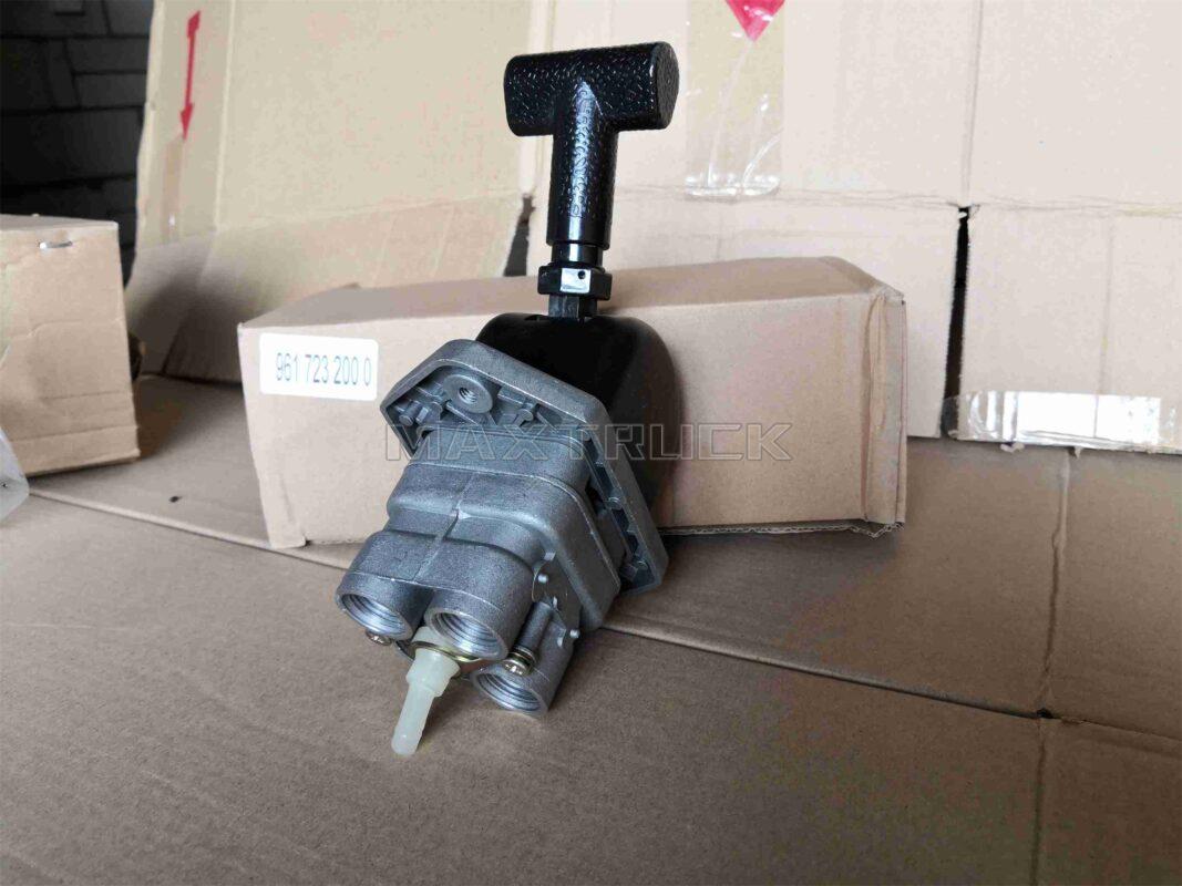 Hand Brake Valve,DAF,0371273,0371273A,0371273R,1519267,1519267A,1519267R,371273,371273A,371273R,Scania,1935574,WABCO,9617232000