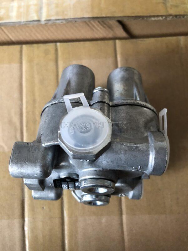 4-circuit-protection Valve,Iveco,02516965,04458151,04458506,04462569